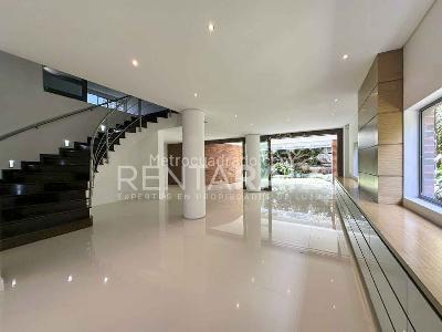 Casa de 3 alcobas en venta en Cola Del Zorro, Medellín, 340 m² · foto 4 de 20