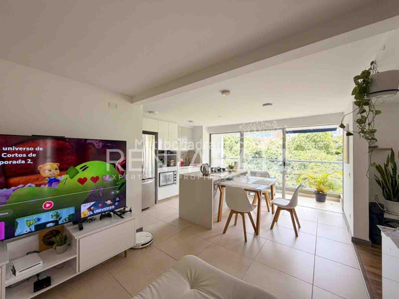 Spacious 2BR Apartment in La Estrella