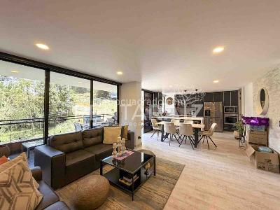 Apartamento de 3 alcobas en venta en Castropol, Medellín, 149 m² · foto 3 de 20