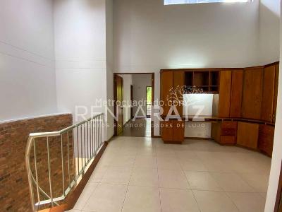 Casa de 3 alcobas en venta en San Lucas, Medellín, 244 m² · foto 14 de 20