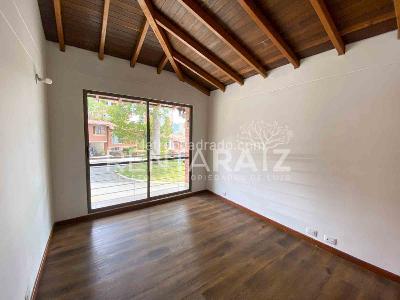 Casa de 3 alcobas en venta en San Lucas, Medellín, 244 m² · foto 20 de 20