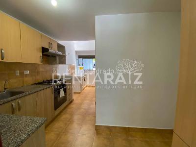 Casa de 3 alcobas en venta en San Lucas, Medellín, 244 m² · foto 8 de 20