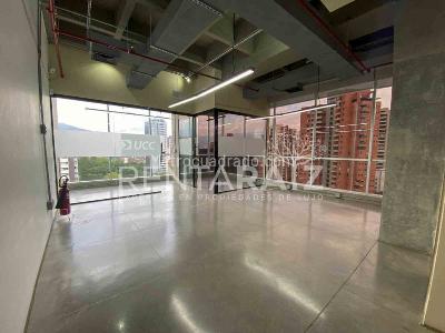 Oficina en Arriendo, Santa Maria De Los Angeles, Medellín