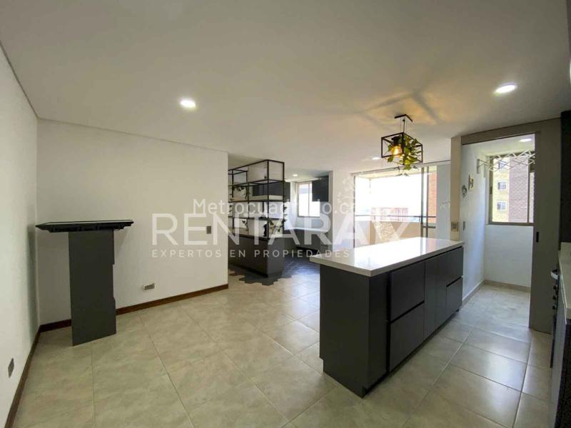 Bright 2BR Apartment in La Ferrería, La Estrella - 2