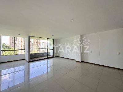 Apartamento de 3 alcobas en venta en El Poblado, Medellín, 90 m² · foto 2 de 20