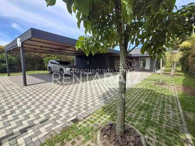 Casa de 4 alcobas en venta en El Tablazo, Rionegro, 540 m² · foto 2 de 20