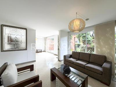 Casa de 4 alcobas en venta en Castropol, Medellín, 220 m² · foto 5 de 20
