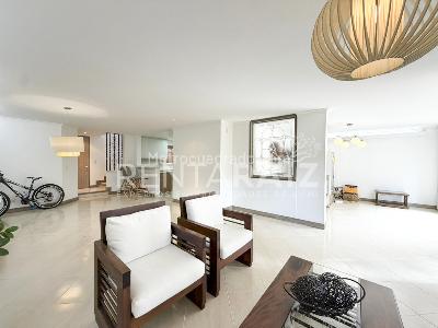 Casa de 4 alcobas en venta en Castropol, Medellín, 220 m² · foto 6 de 20