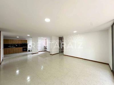 Apartamento en arriendo en Los Balsos, Medellín · foto 4 de 20