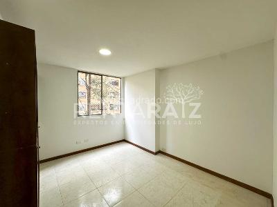Apartamento en arriendo en Los Balsos, Medellín · foto 17 de 20