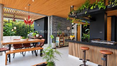 Casa de 3 alcobas en venta en La Calleja, Envigado, 310 m² · foto 6 de 20