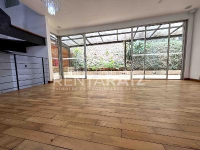 Casa de 3 alcobas en venta en Las Palmas, Medellín, 183 m² · foto 2 de 20