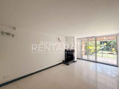 Casa de 4 alcobas en arriendo en El Tesoro El Poblado, Medellín, 480 m² · foto 9 de 20