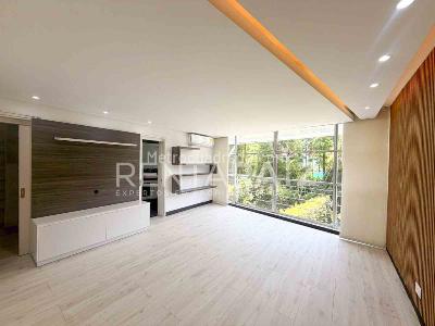 Casa de 4 alcobas en arriendo en El Tesoro El Poblado, Medellín, 480 m² · foto 20 de 20