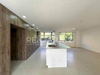 Apartamento de 3 alcobas en venta en El Poblado, Medellín, 150 m² · foto 3 de 20