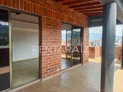 Apartamento de 4 alcobas en arriendo en Laureles, Medellín, 240 m² · foto 2 de 20