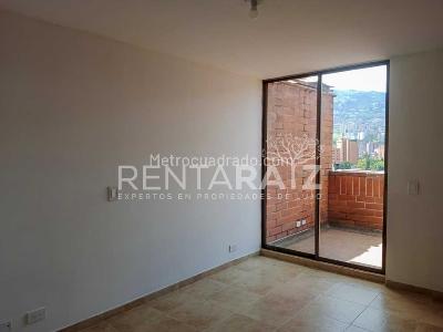 Apartamento de 4 alcobas en arriendo en Laureles, Medellín, 240 m² · foto 17 de 20