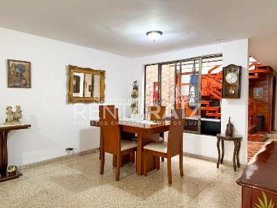 Casa de 4 alcobas en venta en El Trianon, Envigado, 174 m² · foto 5 de 20