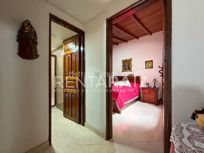 Casa de 4 alcobas en venta en El Trianon, Envigado, 174 m² · foto 15 de 20