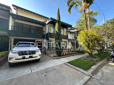 Casa en Arriendo, Zuñiga, Envigado
