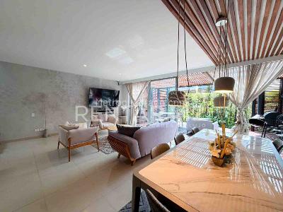 Casa de 3 alcobas en venta en San Lucas, Medellín, 220 m² · foto 8 de 20