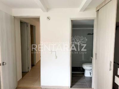 Apartamento de 3 alcobas en venta en San Jose, Sabaneta, 59 m² · foto 7 de 20