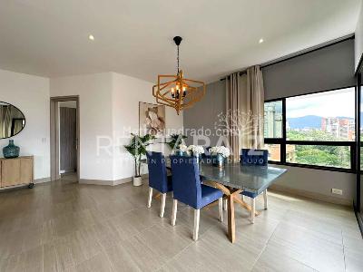 Apartamento de 3 alcobas en venta en El Poblado, Medellín, 277 m² · foto 2 de 20