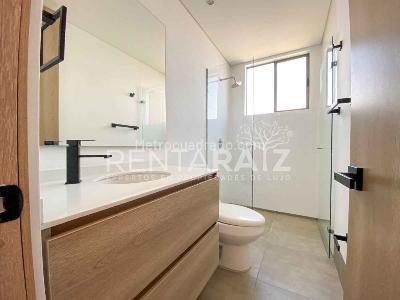 Apartamento de 3 alcobas en arriendo en El Poblado, Medellín, 125 m² · foto 12 de 20