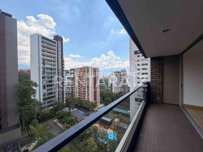 Apartamento de 3 alcobas en arriendo en Los Balsos El Poblado, Medellín, 94 m² · foto 12 de 20