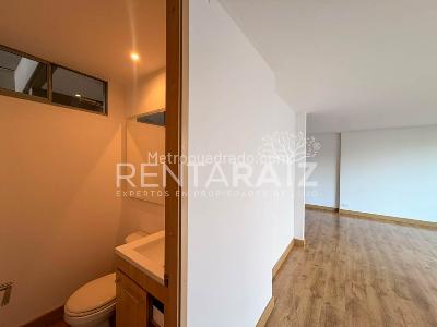 Apartamento de 3 alcobas en arriendo en Los Balsos El Poblado, Medellín, 94 m² · foto 17 de 20