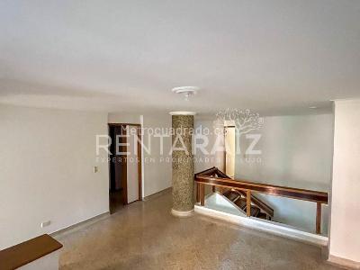 Apartamento de 3 alcobas en venta en Laureles, Medellín, 157 m² · foto 14 de 20