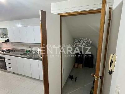 Apartamento de 3 alcobas en venta en Laureles, Medellín, 157 m² · foto 3 de 20
