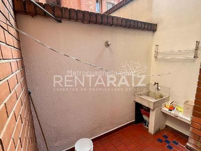 Apartamento de 3 alcobas en venta en Laureles, Medellín, 157 m² · foto 7 de 20