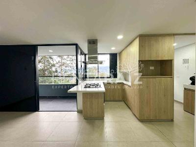 Apartamento de 3 alcobas en venta en Las Palmas, Medellín, 94 m² · foto 4 de 20