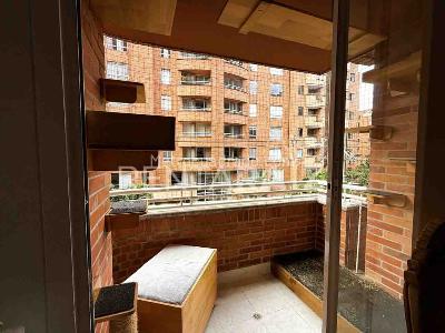Apartamento de 3 alcobas en venta en Conquistadores, Medellín, 100 m² · foto 2 de 20