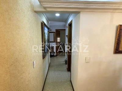 Apartamento de 3 alcobas en venta en Conquistadores, Medellín, 100 m² · foto 9 de 20