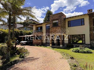 Casa de 4 alcobas en venta en Alto Del Escobero, Envigado, 300 m² · foto 2 de 20