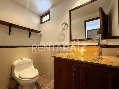Casa de 4 alcobas en venta en Alto Del Escobero, Envigado, 300 m² · foto 10 de 20