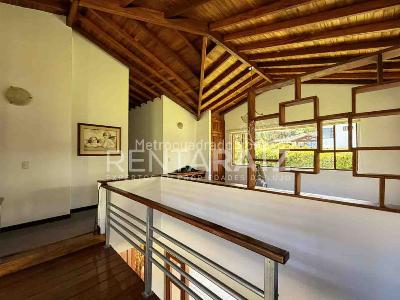Casa de 4 alcobas en venta en Alto Del Escobero, Envigado, 300 m² · foto 15 de 20