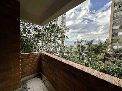 Apartamento de 3 alcobas en venta en La Inferior, Medellín, 300 m² · foto 4 de 20