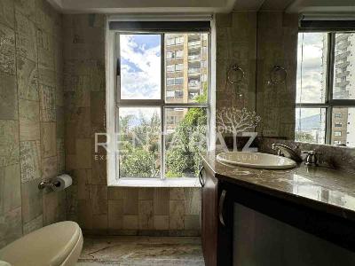 Apartamento de 3 alcobas en venta en La Inferior, Medellín, 300 m² · foto 5 de 20