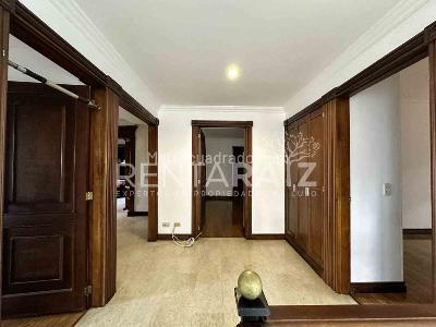 Apartamento de 3 alcobas en venta en La Inferior, Medellín, 300 m² · foto 17 de 20