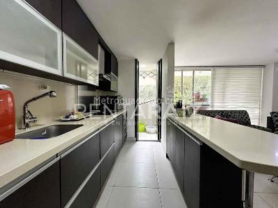 Apartamento de 2 alcobas en venta en Cumbres, Envigado, 80 m² · foto 4 de 20