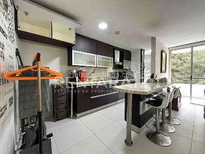 Apartamento de 2 alcobas en venta en Cumbres, Envigado, 80 m² · foto 6 de 20