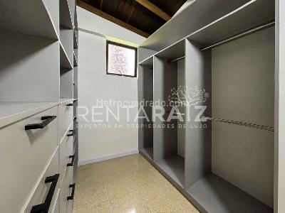 Casa de 3 alcobas en arriendo en El Tesoro, Medellín, 210 m² · foto 10 de 20