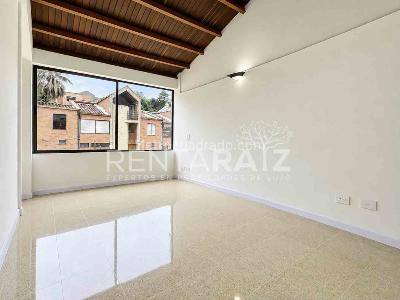 Casa de 3 alcobas en arriendo en El Tesoro, Medellín, 210 m² · foto 11 de 20