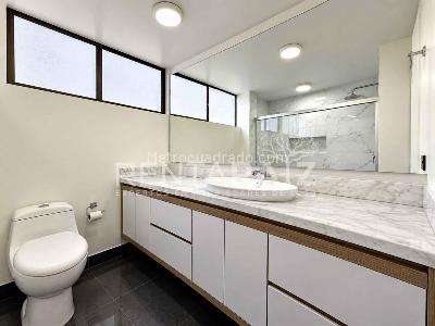 Casa de 3 alcobas en arriendo en El Tesoro, Medellín, 210 m² · foto 15 de 20