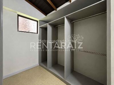Casa de 3 alcobas en arriendo en El Tesoro, Medellín, 210 m² · foto 16 de 20