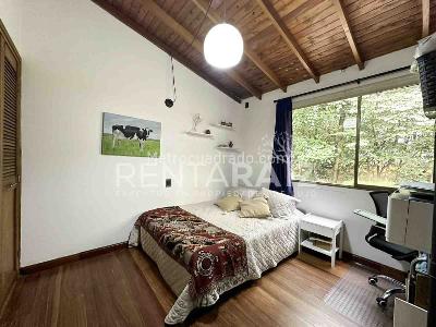 Casa de 3 alcobas en venta en Cumbres, Envigado, 165 m² · foto 11 de 20