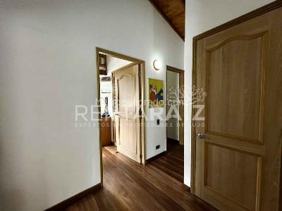 Casa de 3 alcobas en venta en Cumbres, Envigado, 165 m² · foto 13 de 20